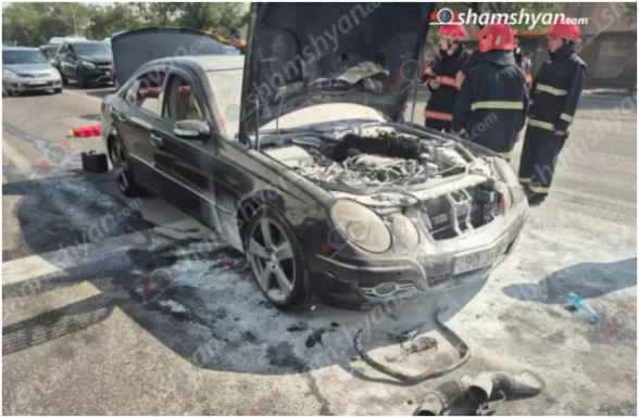 Երևանում հրդեհ է բռնկվել «Mercedes»-ում. այն դարձել է ոչ շահագործելի